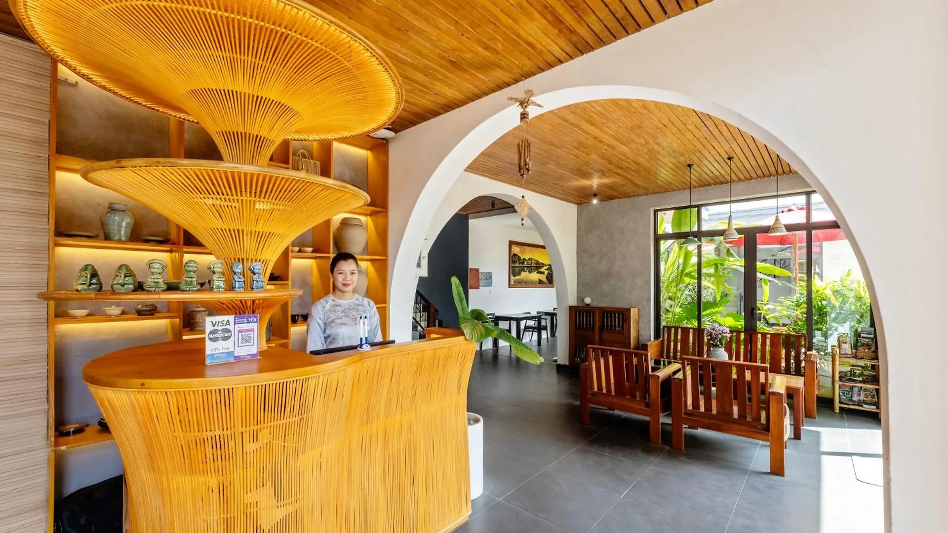 Serene Riverside Hotel Hoi An