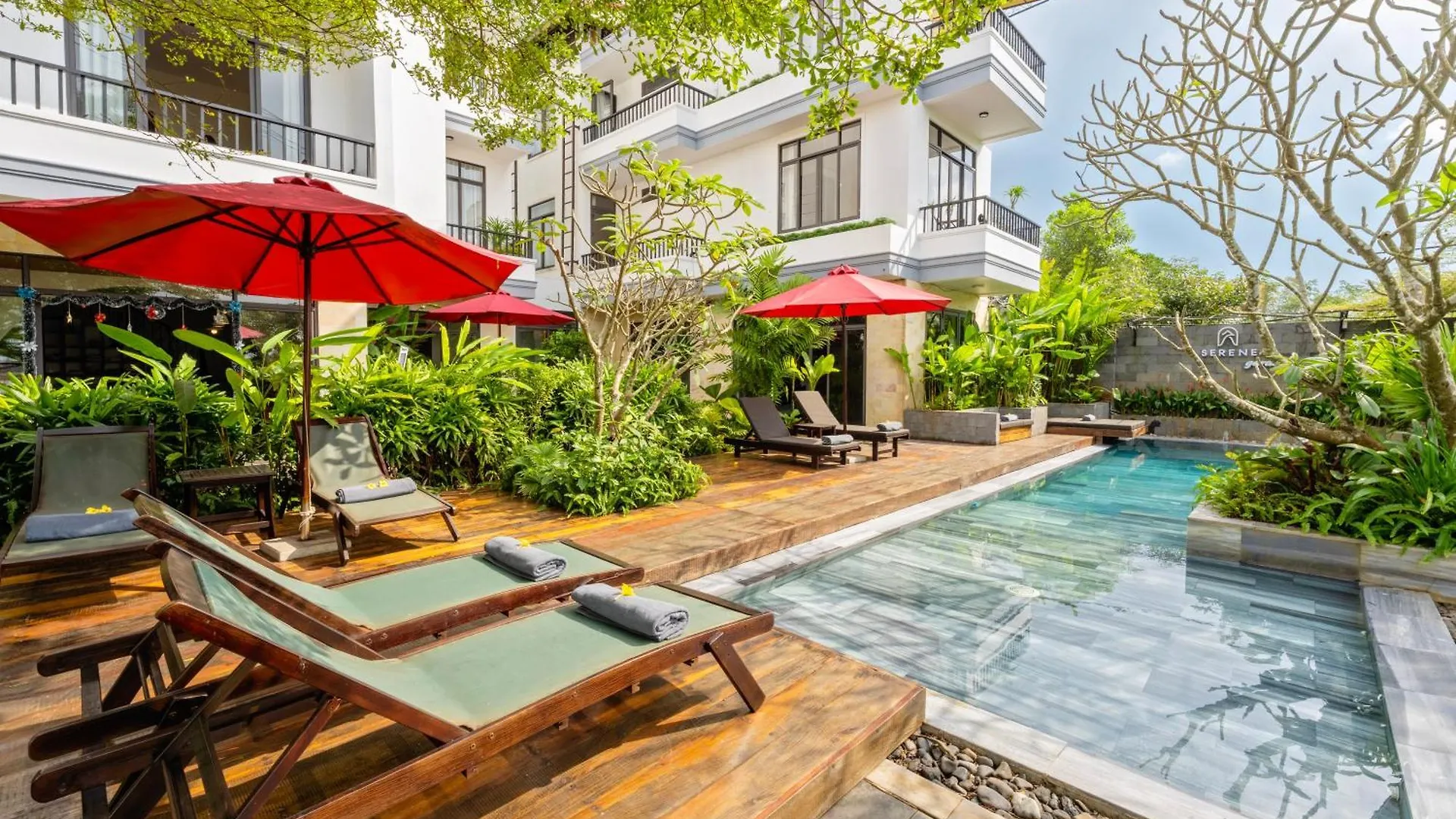 Serene Riverside Hotel Hội An